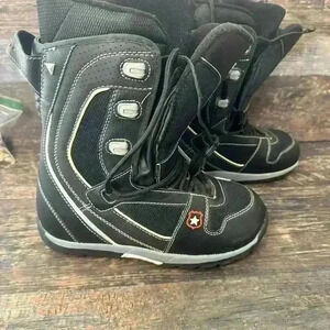 51 50 Snowboarding Black Snow Boots Size Men 7